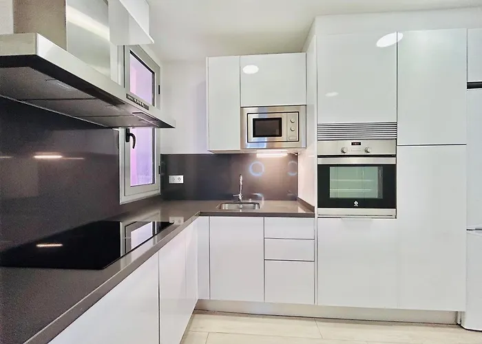 Rambla Vella Апартаменты *